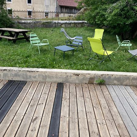 Le Chatelet La Chaux Neuve Экстерьер фото
